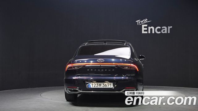 Hyundai Grandeur 2022 — photo 4