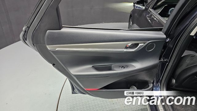 Hyundai Grandeur 2022 — photo 15