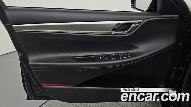 Hyundai Grandeur 2022 — photo 14