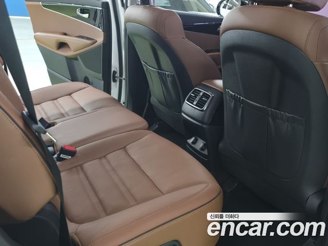 Kia Sorento 2018 — photo 18