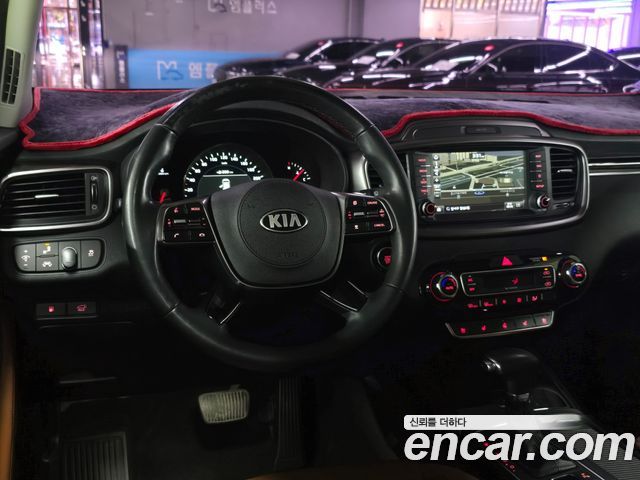 Kia Sorento 2018 — photo 19