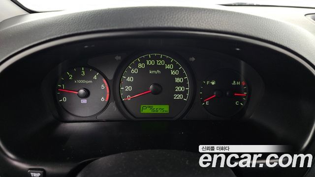 Hyundai Starex 2014 — photo 11