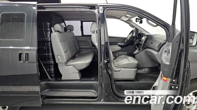 Hyundai Starex 2014 — photo 17