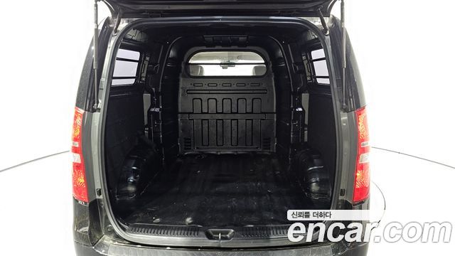 Hyundai Starex 2014 — photo 21