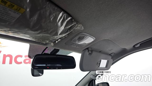 Hyundai Starex 2014 — photo 24