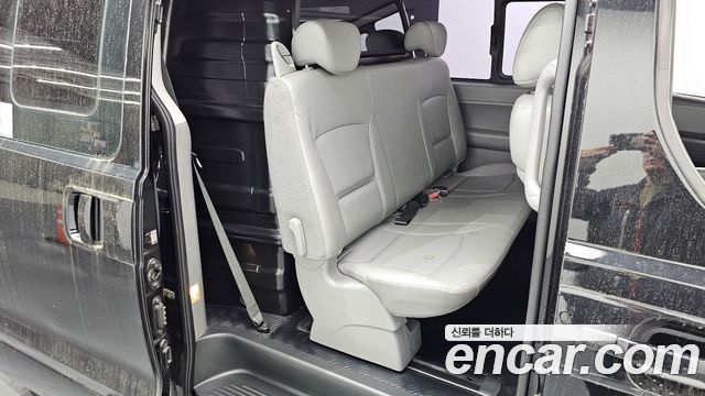 Hyundai Starex 2014 — photo 28