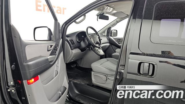 Hyundai Starex 2014 — photo 29