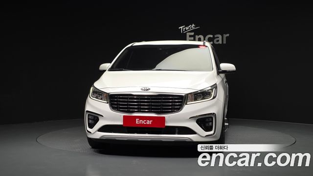 Kia Canival 2019 — photo 3