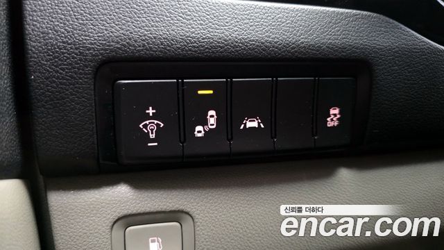 Kia Canival 2019 — photo 18
