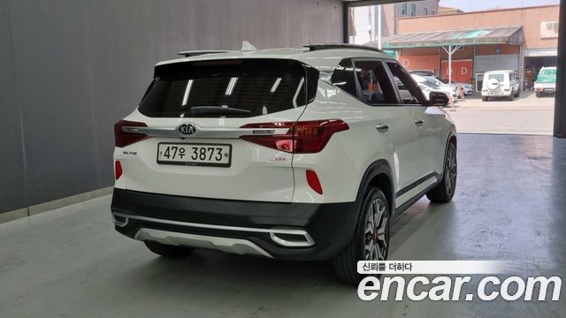 Kia Seltos 2020 — photo 2