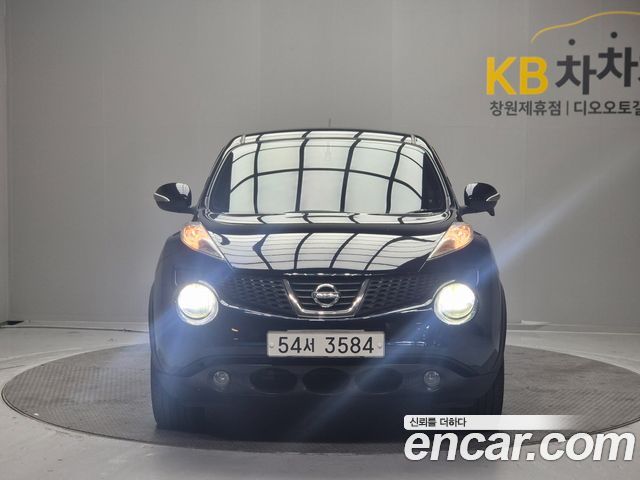 Nissan Juke 2010 — photo 1