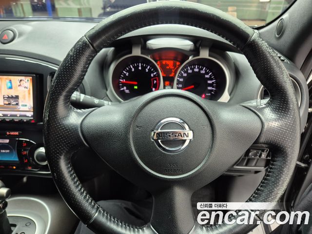 Nissan Juke 2010 — photo 15