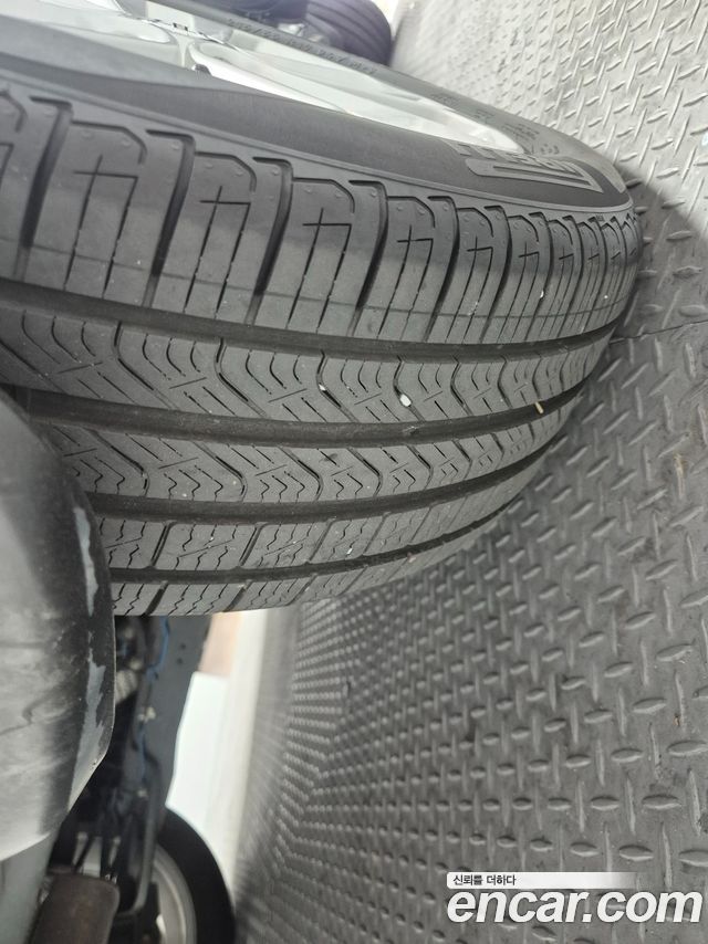 Nissan Juke 2010 — photo 17