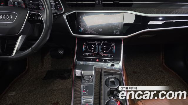 Audi A6 2020 — photo 25