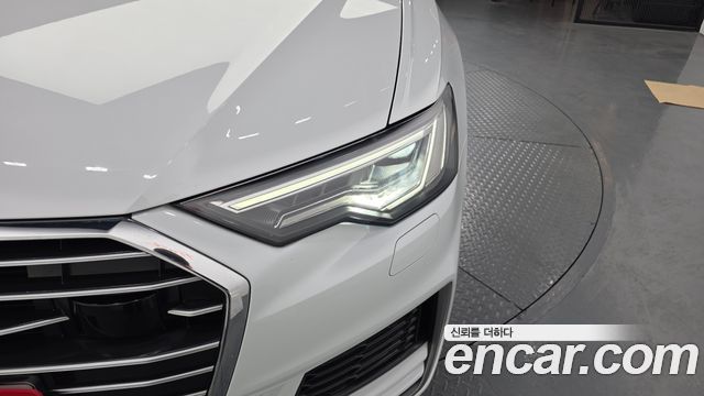 Audi A6 2020 — photo 8