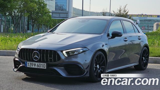 Mercedes-Benz A-Class 2021 — photo 1