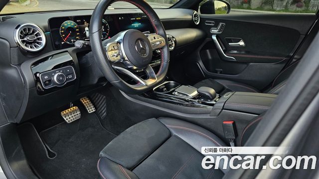 Mercedes-Benz A-Class 2021 — photo 13