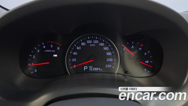 Kia Canival 2013 — photo 11
