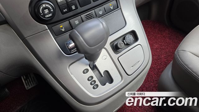 Kia Canival 2013 — photo 12