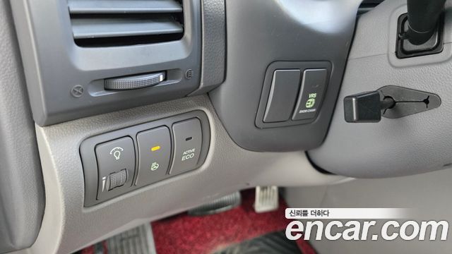 Kia Canival 2013 — photo 20