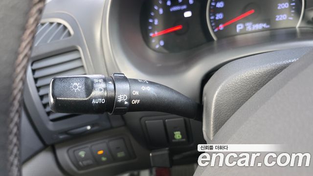 Kia Canival 2013 — photo 27