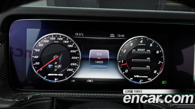 Mercedes-Benz G-Class 2022 — photo 8