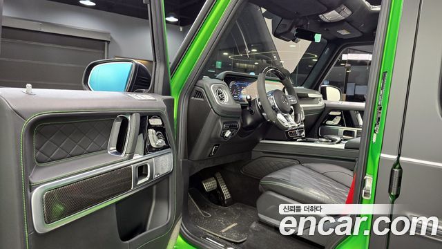 Mercedes-Benz G-Class 2022 — photo 10