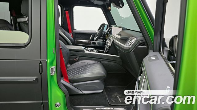 Mercedes-Benz G-Class 2022 — photo 11