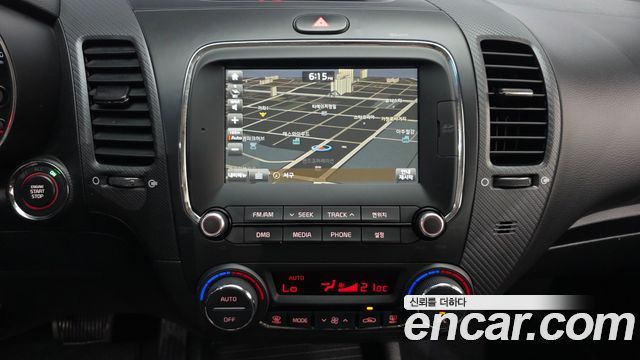 Kia K3 2017 — photo 14