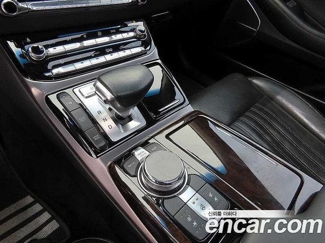 Genesis EQ900 2016 — photo 10