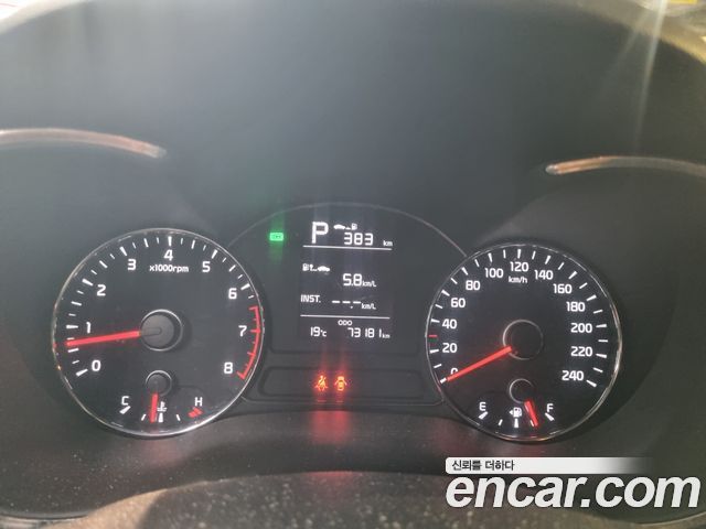 Kia K3 2018 — photo 8