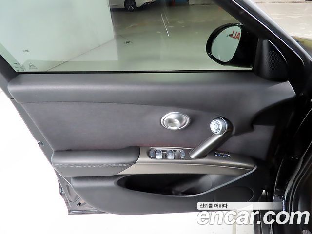 Genesis GV60 2022 — photo 14