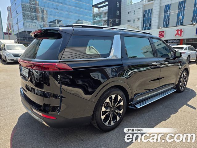 Kia Canival 2022 — photo 5