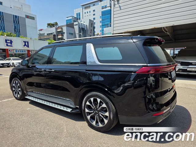 Kia Canival 2022 — photo 6