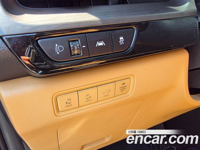 Kia Canival 2022 — photo 12