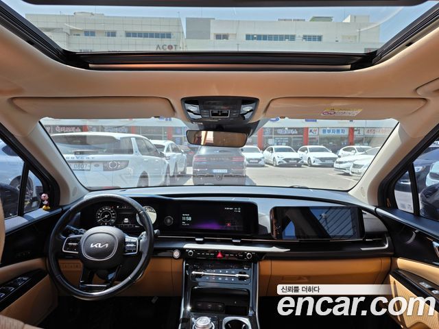Kia Canival 2022 — photo 16
