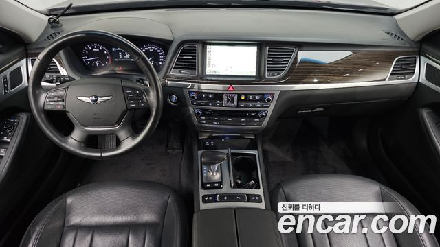 Genesis G80 2017 — photo 10
