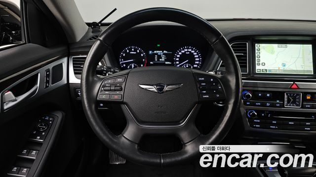 Genesis G80 2017 — photo 19