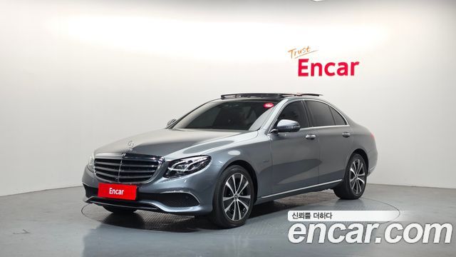 Mercedes-Benz E-Class 2019 — photo 1