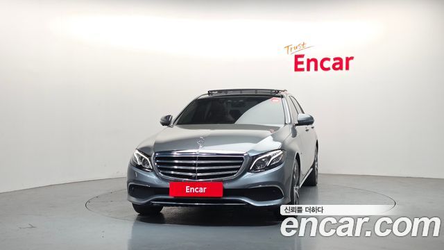 Mercedes-Benz E-Class 2019 — photo 3