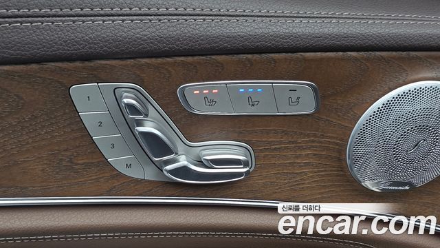 Mercedes-Benz E-Class 2019 — photo 20