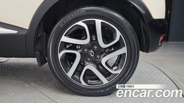 Renault Korea QM3 2015 — photo 5