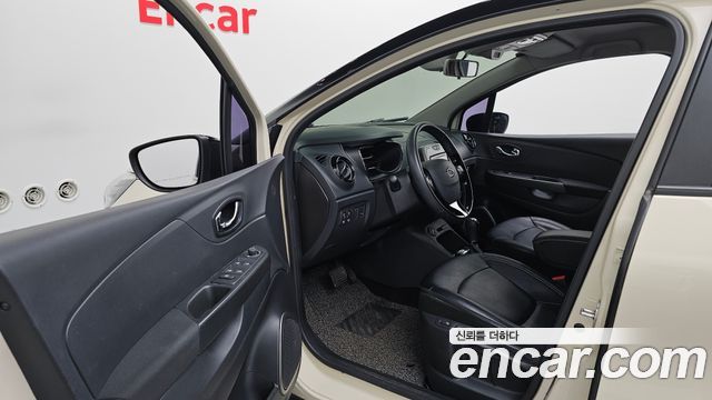 Renault Korea QM3 2015 — photo 10