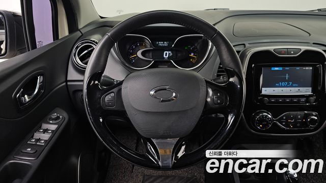 Renault Korea QM3 2015 — photo 13