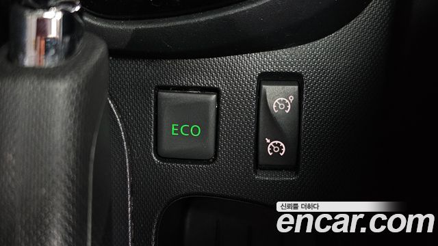Renault Korea QM3 2015 — photo 18