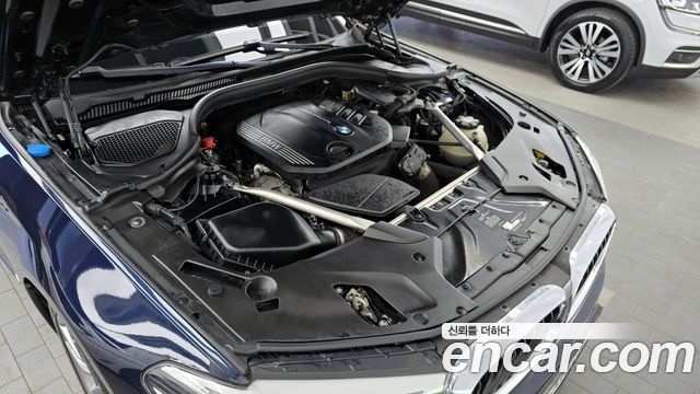 BMW 5-Series 2019 — photo 6