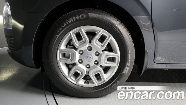Hyundai Staria 2022 — photo 5