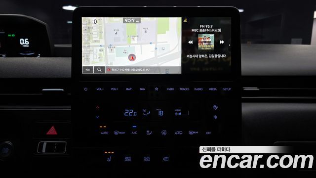 Hyundai Staria 2022 — photo 21
