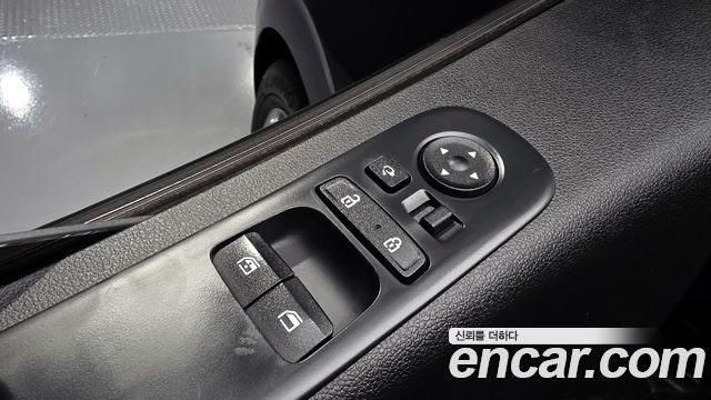 Hyundai Staria 2022 — photo 25