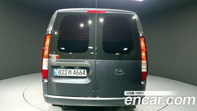 Hyundai Staria 2022 — photo 31
